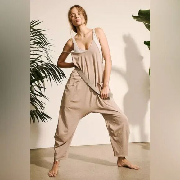 Free People Movement Hot Shot Onesie in Mocha Latte Size Large - Picture 1 of 11